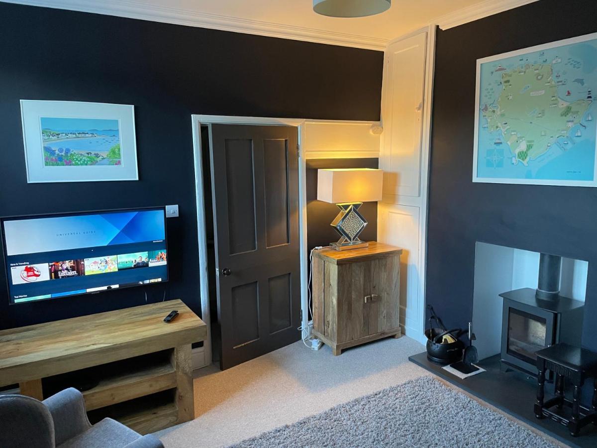 Holiday home The Old Court House & Jail Menai Bridge